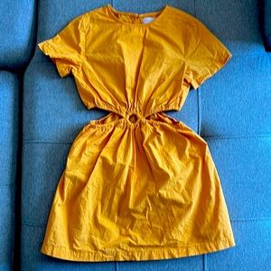 Zara girls side slit dress. Size 8, cm 128. Marigold in color.